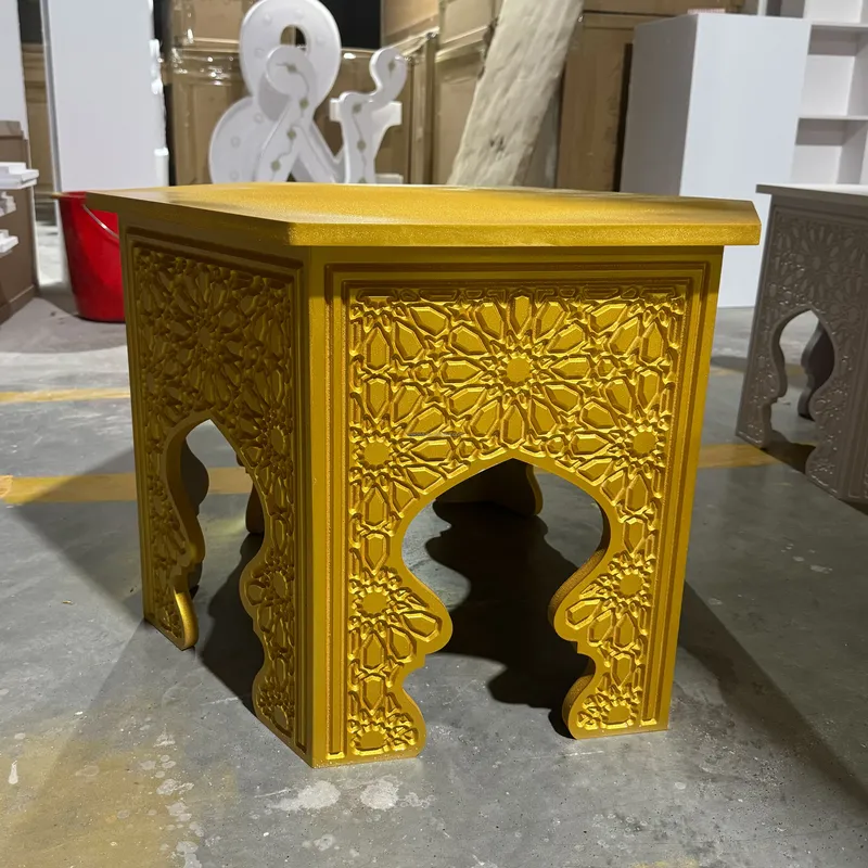 Mesa Redonda Dourada com Padrã - Indian Wedding Supply avaliação e preço