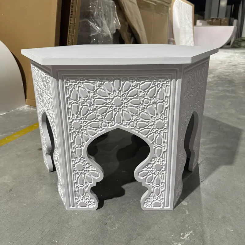 Mesa Redonda Dourada com Padrã - Indian Wedding Supply avaliação e preço